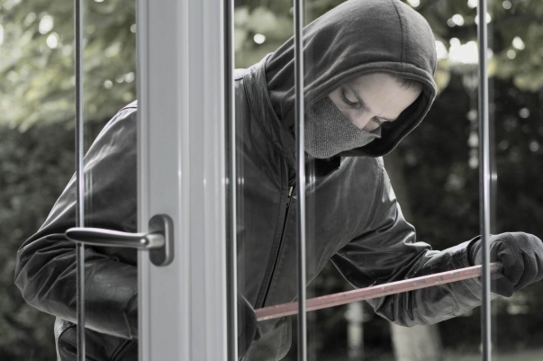 Clip Falegnameria Cometti Certificazione Infissi Sicurezza In Casa